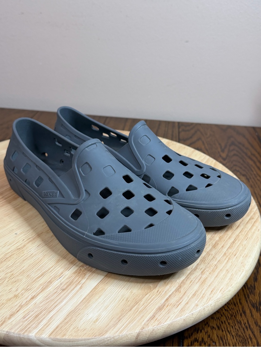 Vans unisex Trek Slip-On Pewter Gray shoes - Picture 2 of 10